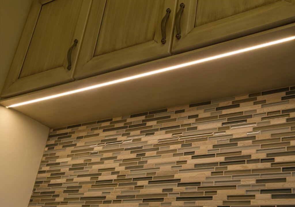 981ASL – Ultra Low-Profile LED Channel
